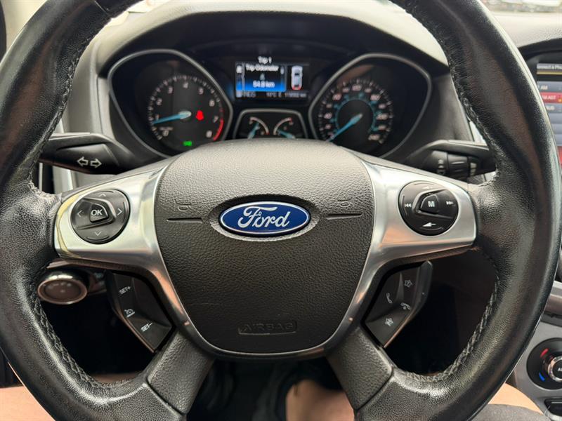 ford Focus 2012 - 24