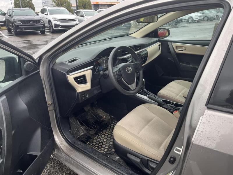 toyota Corolla 2015 - 6