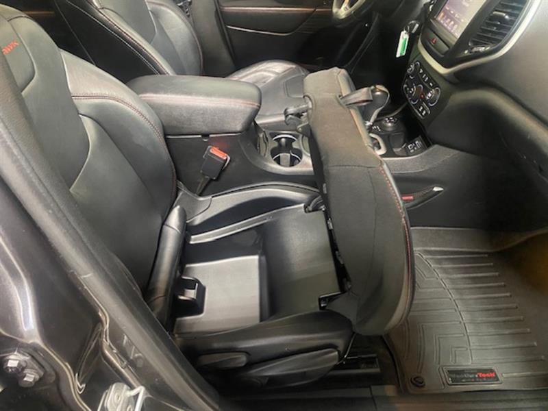 jeep Cherokee 2015 - 8