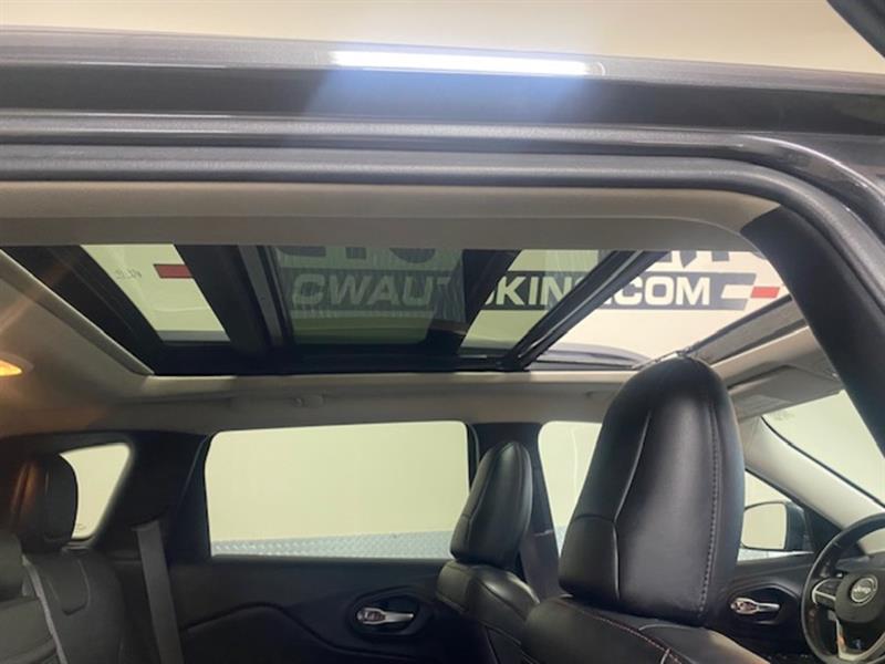 jeep Cherokee 2015 - 12