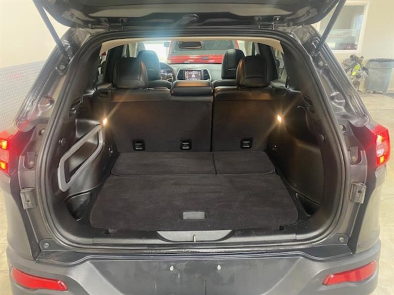 jeep Cherokee 2015 - 13