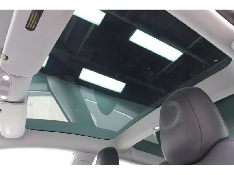 tesla Model 3 2020 - 26