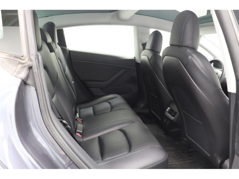 tesla Model 3 2020 - 28