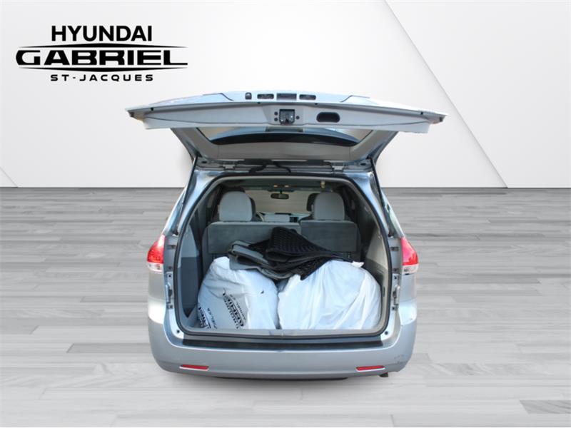 toyota Sienna 2014 - 10