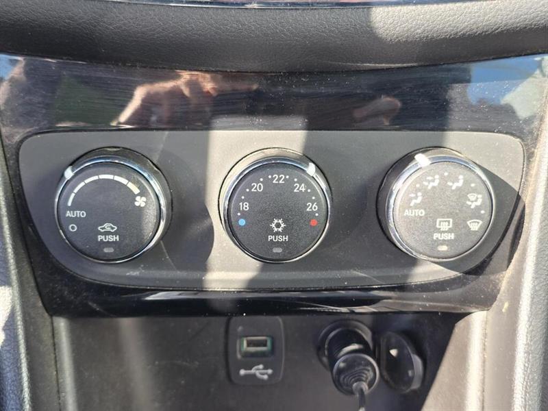 chrysler 200 2013 - 12