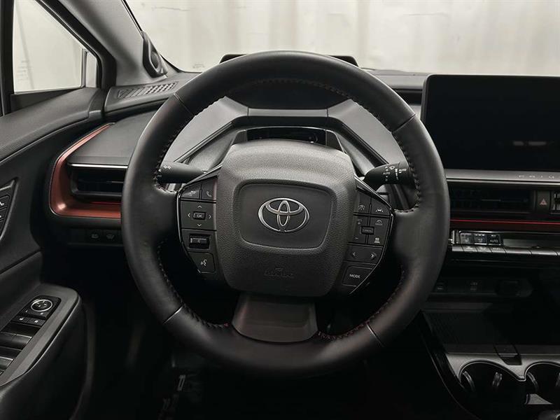 toyota Prius Prime 2024 - 17