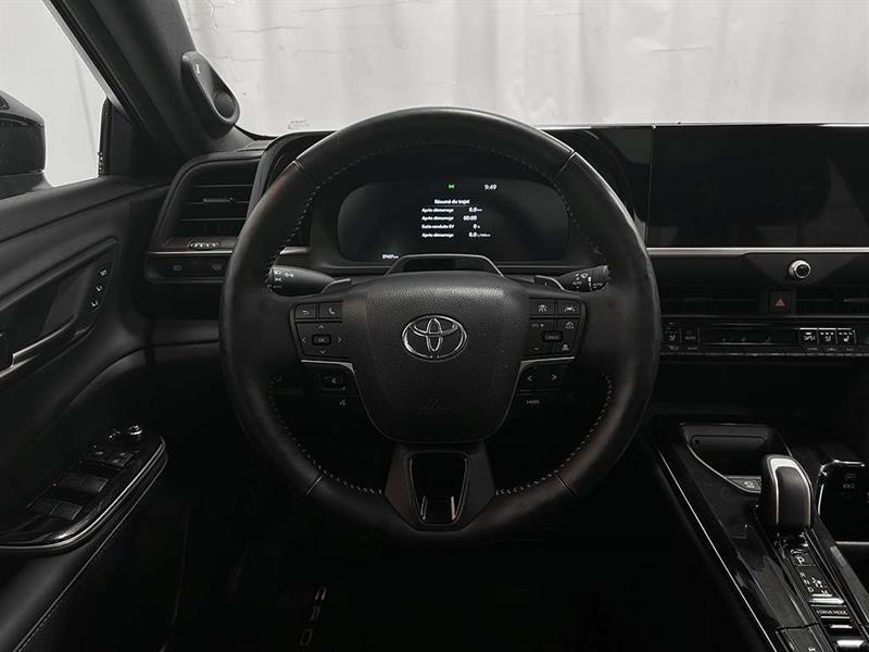 toyota Crown 2024 - 17