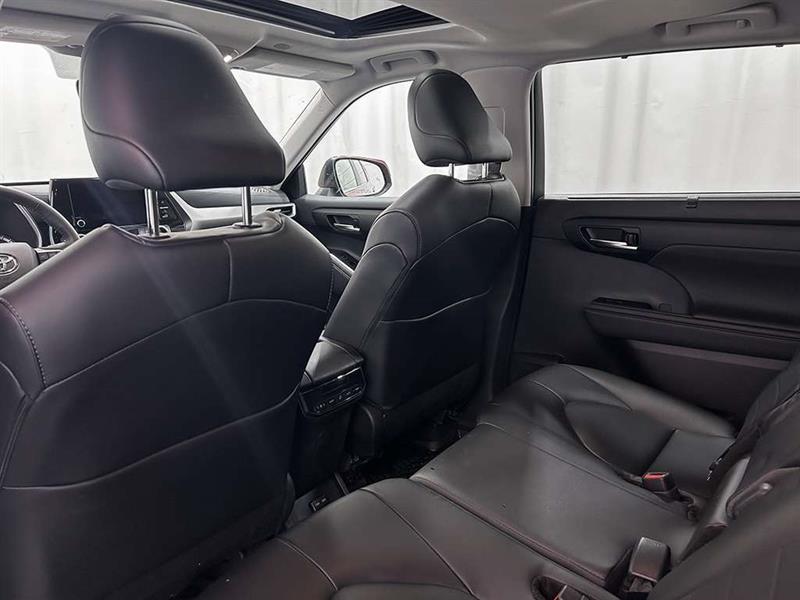 toyota Highlander 2024 - 26