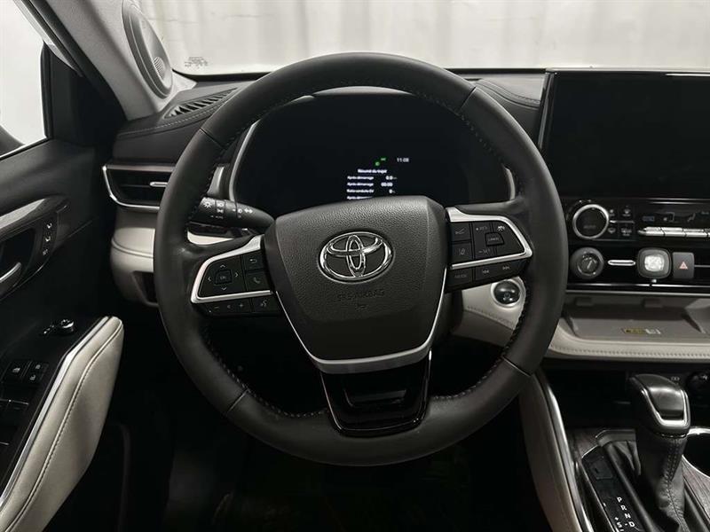 toyota Highlander 2025 - 17