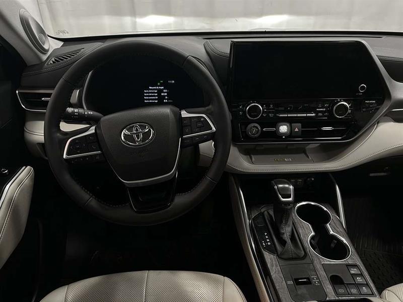toyota Highlander 2025 - 26
