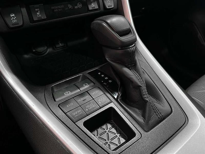 toyota RAV4 2022 - 18