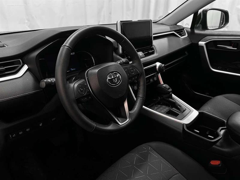 toyota RAV4 2023 - 11