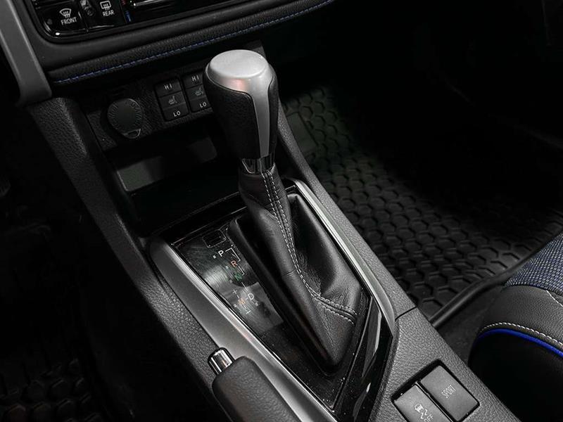 toyota Corolla 2017 - 18