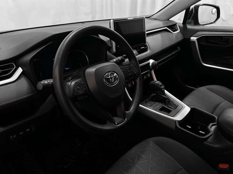 toyota RAV4 2023 - 11