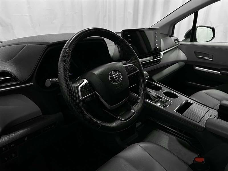 toyota Sienna 2024 - 11