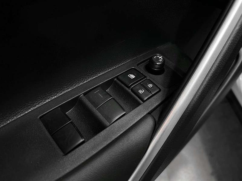 toyota Corolla Cross 2025 - 13