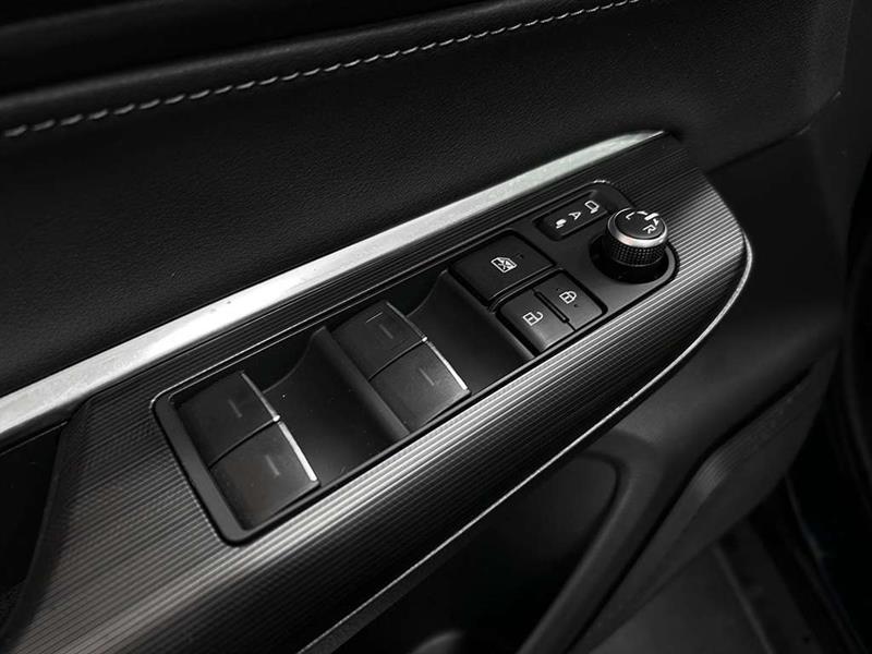 toyota Venza 2023 - 13