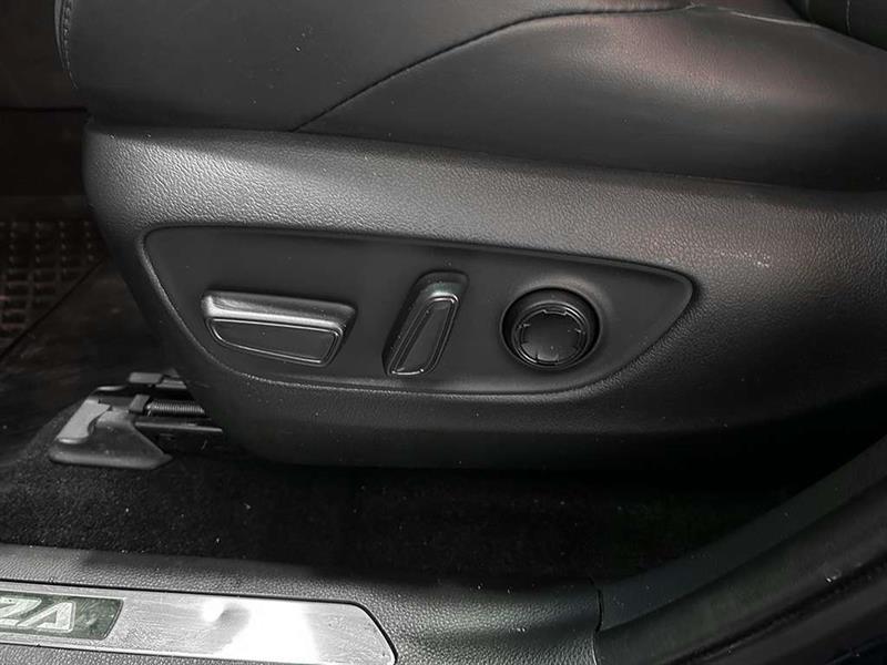 toyota Venza 2023 - 14