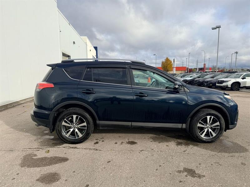 toyota RAV4 2017 - 9