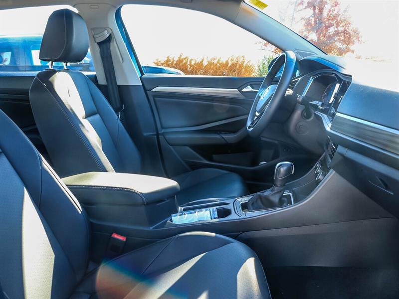 volkswagen Jetta 2020 - 23