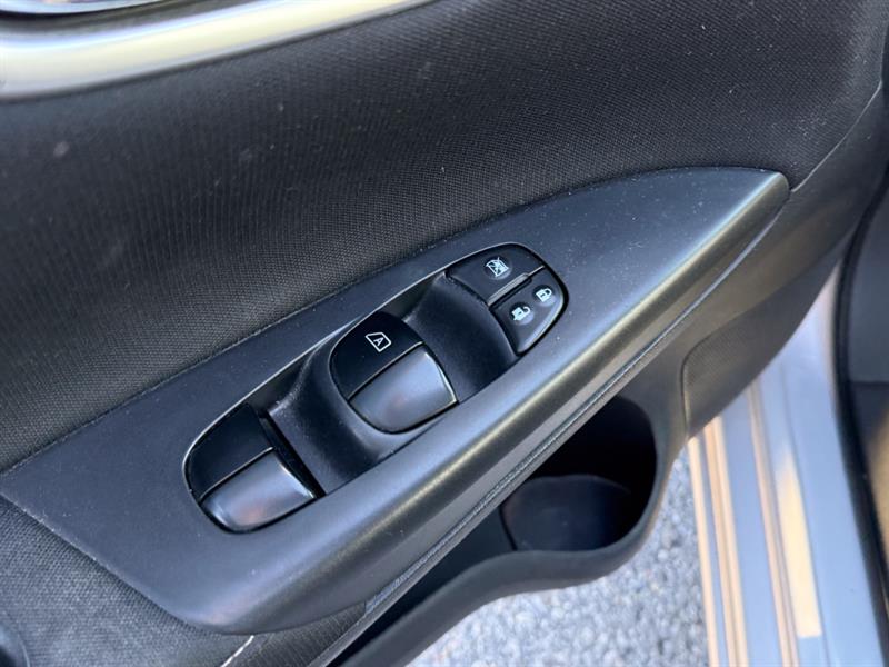 nissan Sentra 2015 - 18