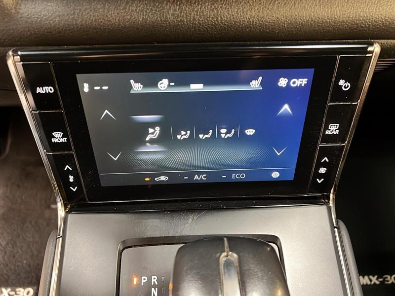 mazda MX-30 2023 - 16