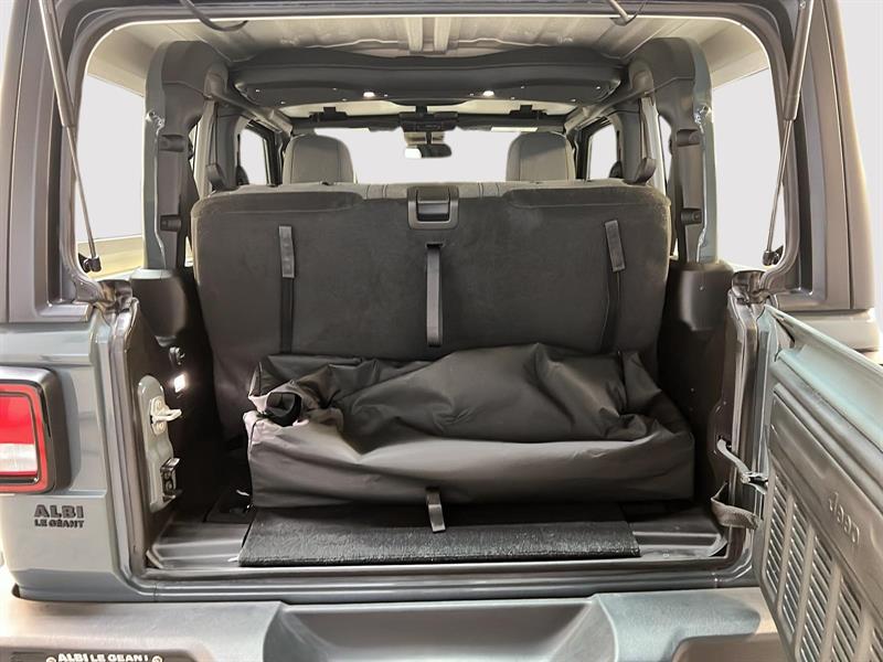 jeep Wrangler 2024 - 12