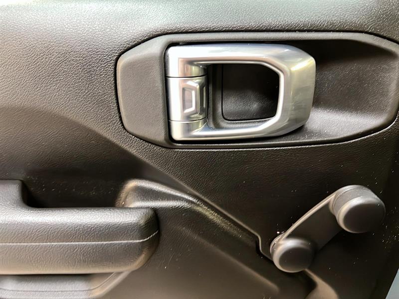 jeep Wrangler 2024 - 21