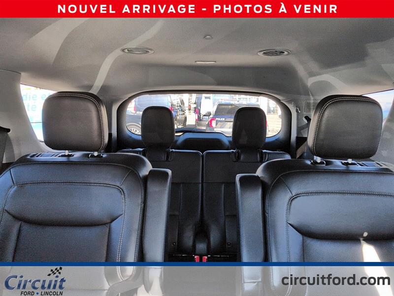 ford Explorer 2022 - 14