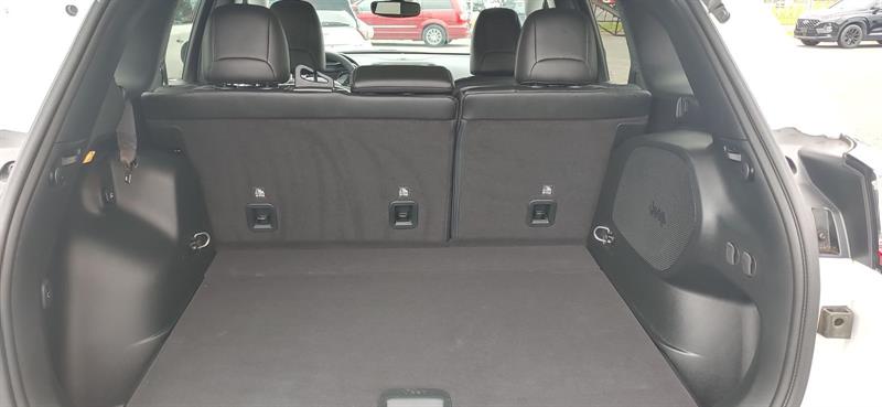 jeep Cherokee 2023 - 22