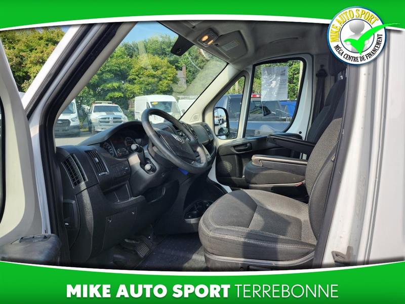 ram ProMaster 2017 - 14