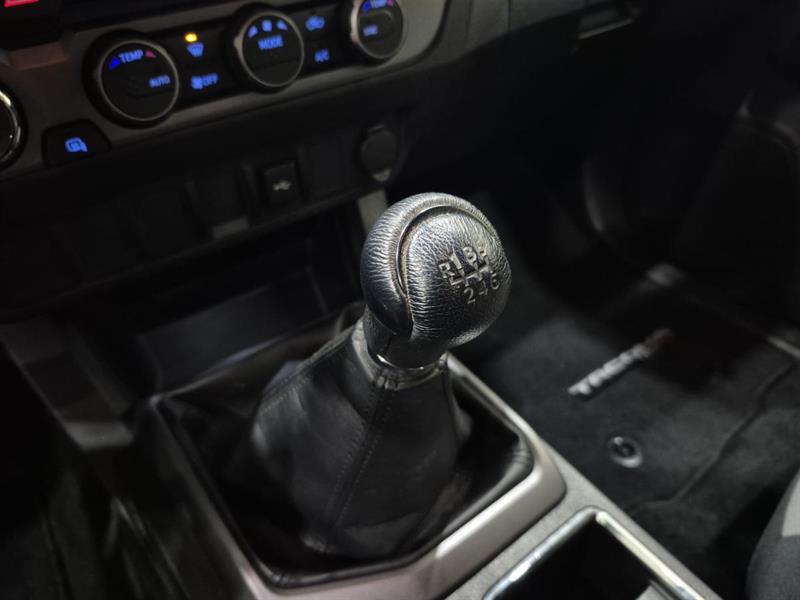 toyota Tacoma 2023 - 18