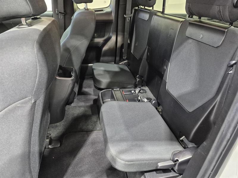 toyota Tacoma 2023 - 23