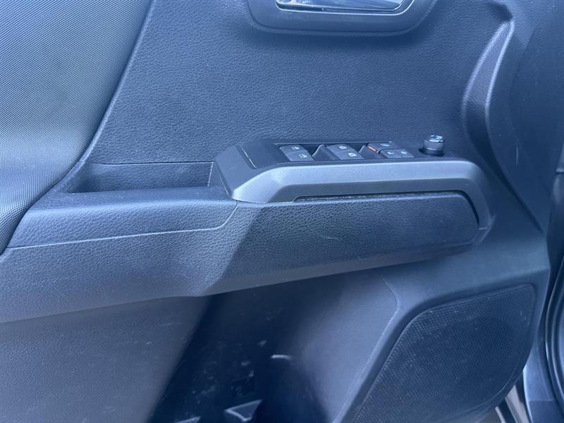 toyota Tacoma 2023 - 13