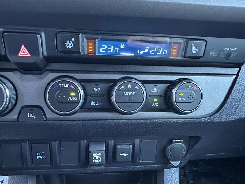 toyota Tacoma 2023 - 17