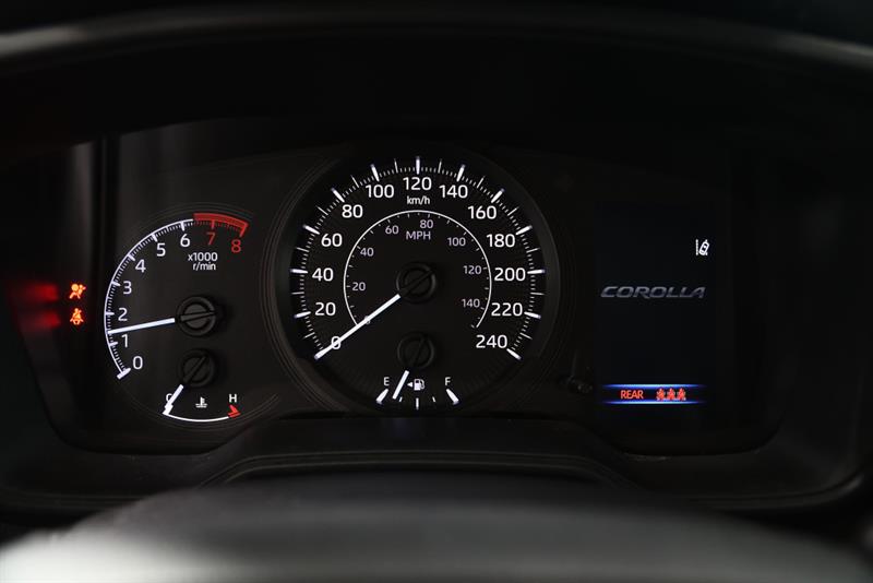 toyota Corolla 2021 - 16