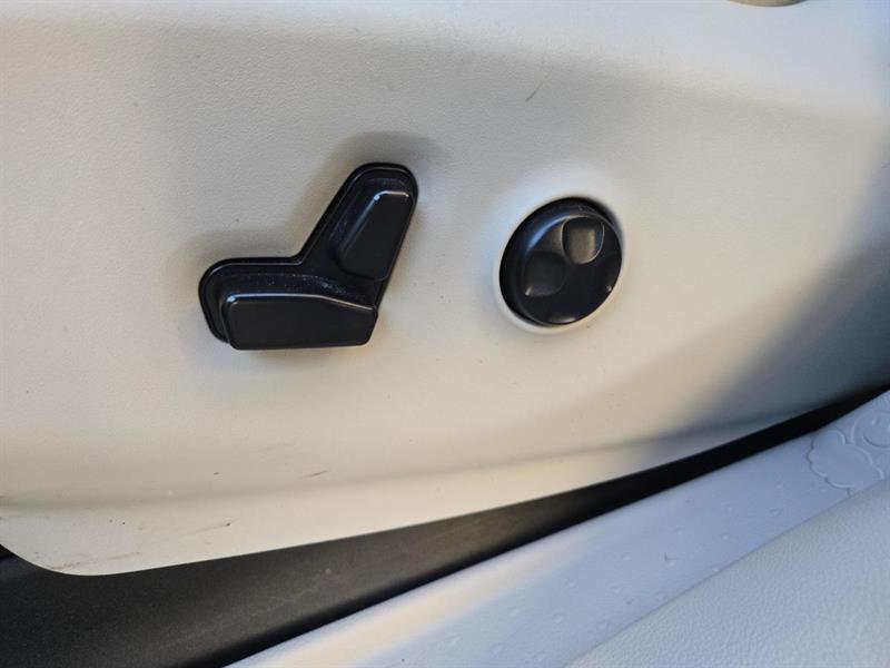 chrysler Pacifica Hybrid 2017 - 21