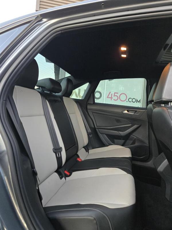 volkswagen Jetta 2019 - 12