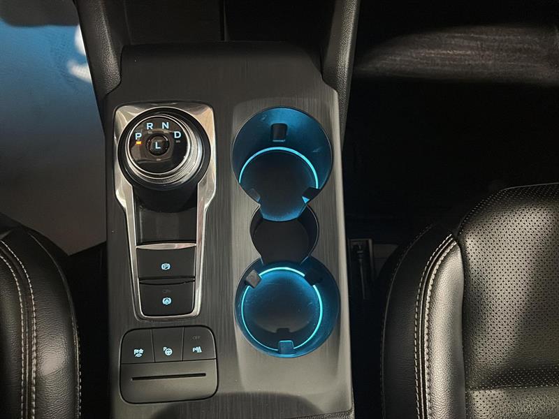 ford Escape Hybride 2021 - 16