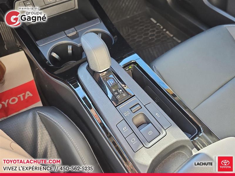 toyota Prius 2024 - 16