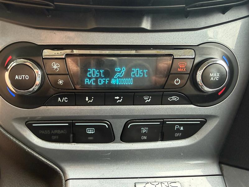 ford Focus 2012 - 21