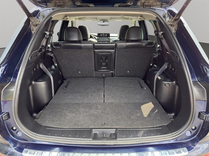 mitsubishi Outlander 2023 - 11