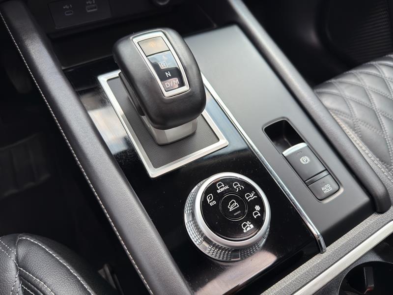 mitsubishi Outlander 2023 - 32