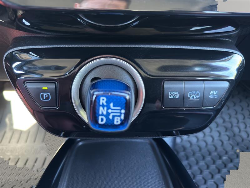 toyota Prius Prime 2022 - 29