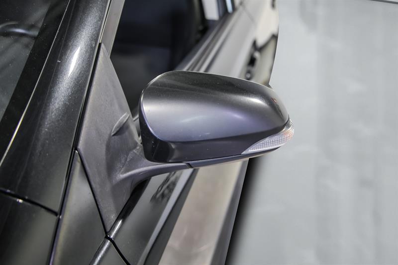 toyota Corolla iM 2018 - 9