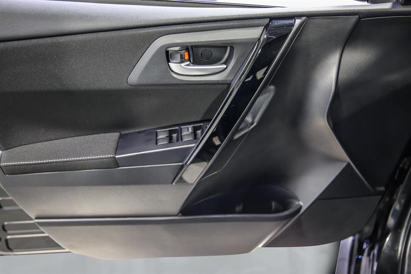 toyota Corolla iM 2018 - 12