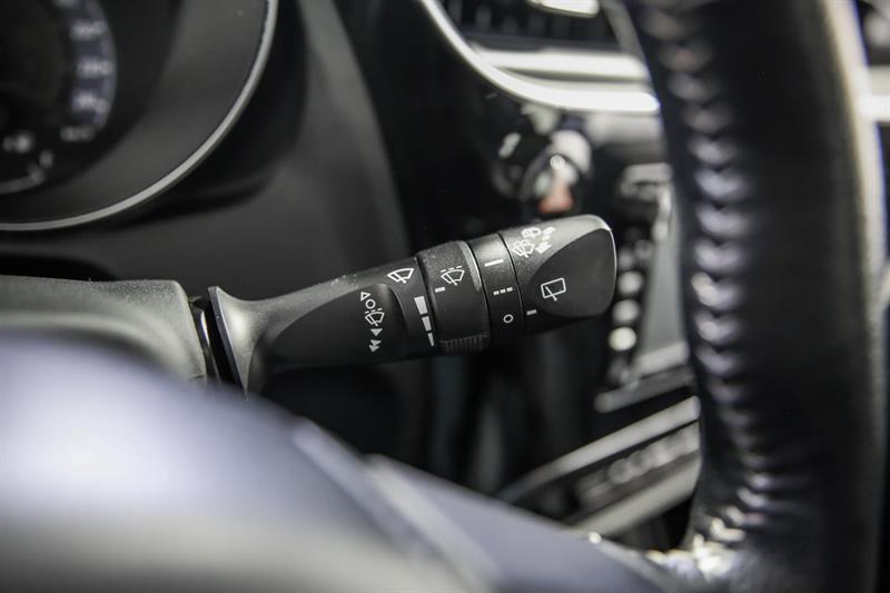 toyota Corolla iM 2018 - 19