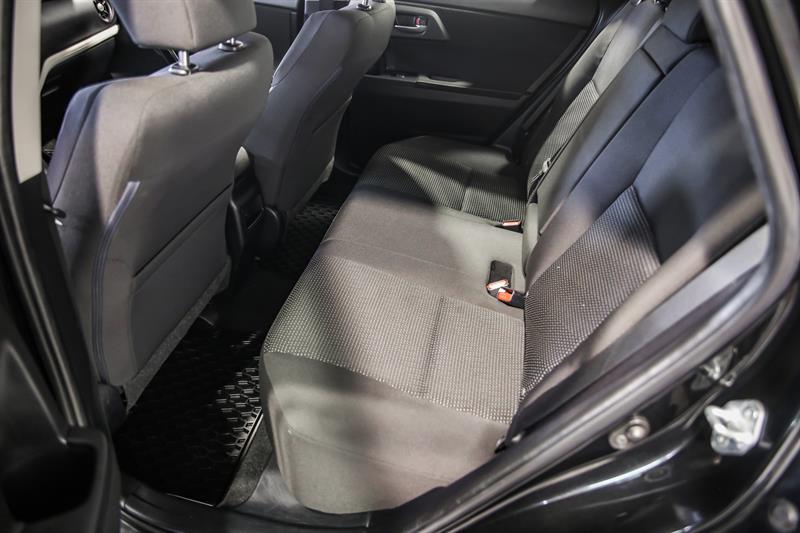 toyota Corolla iM 2018 - 25