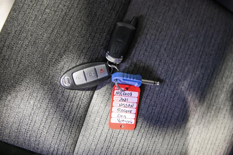 nissan Rogue 2021 - 28