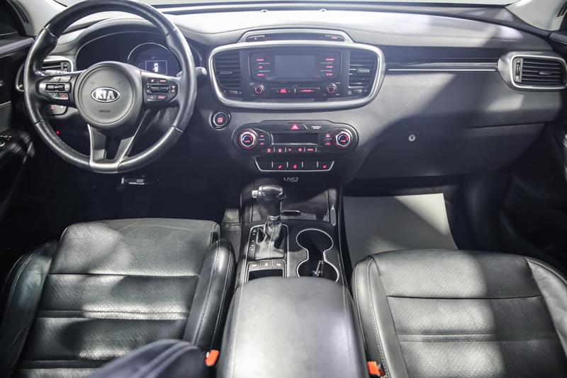 kia Sorento 2016 - 24